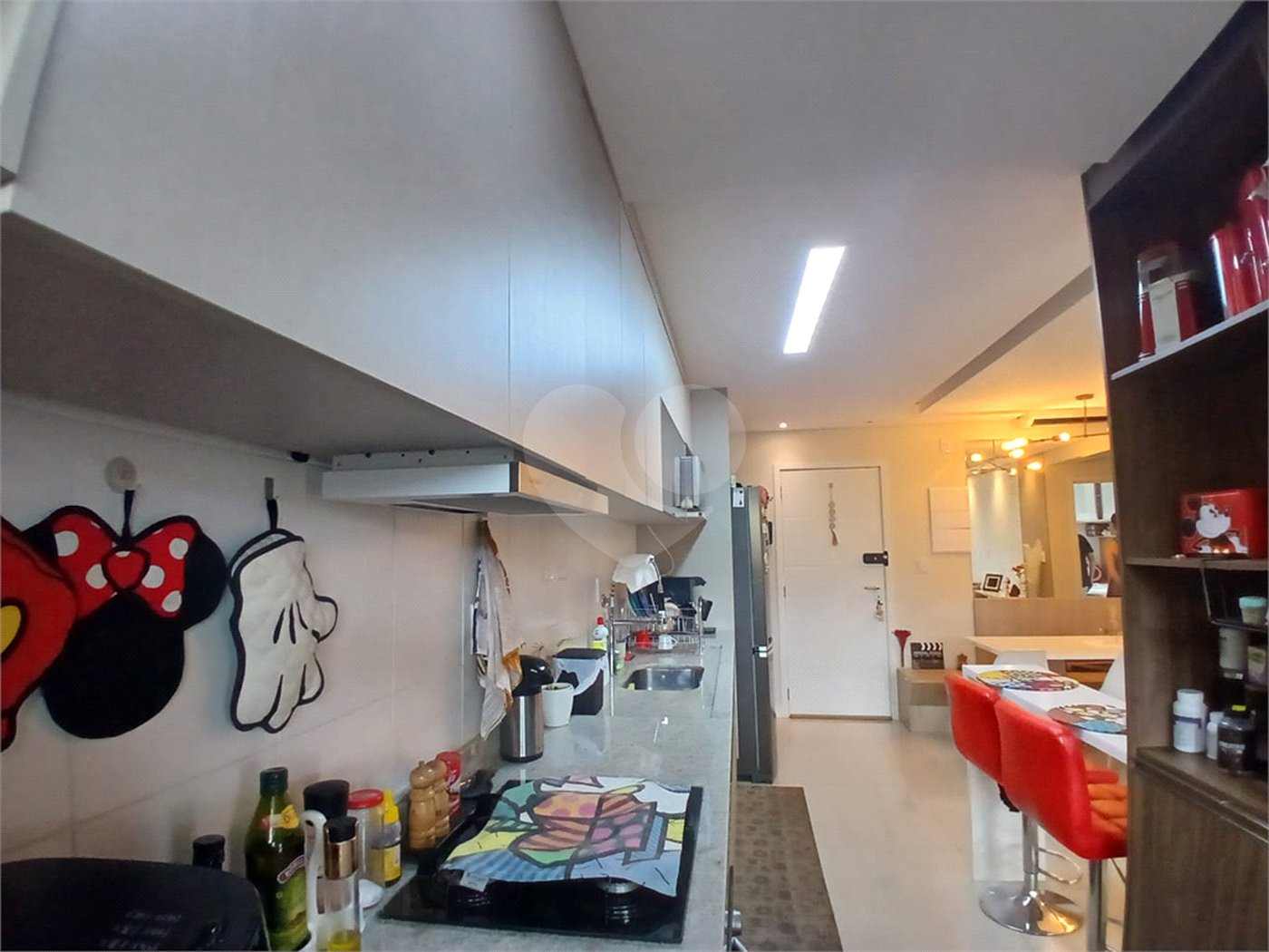 Apartamento à venda com 2 quartos, sendo 1 suíte,  em Bairro do Cambará, São Roque, SP