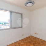Apartamento à venda com 3 quartos, sendo 1 suíte, em Campo Belo, São Paulo, SP