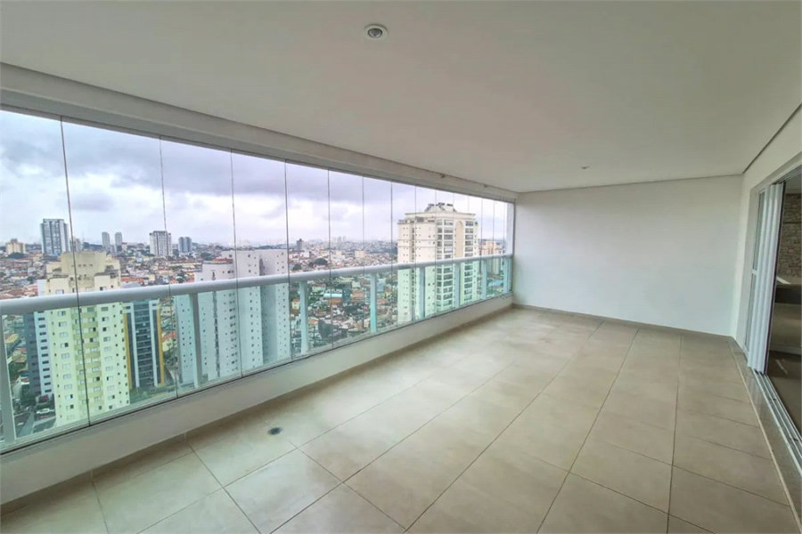 Apartamento à venda ou para alugar com 4 quartos, sendo 3 suítes, em Santana, São Paulo, SP