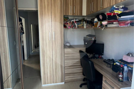 Casa de Vila à venda com 3 quartos em Vila Curuçá, São Paulo, SP