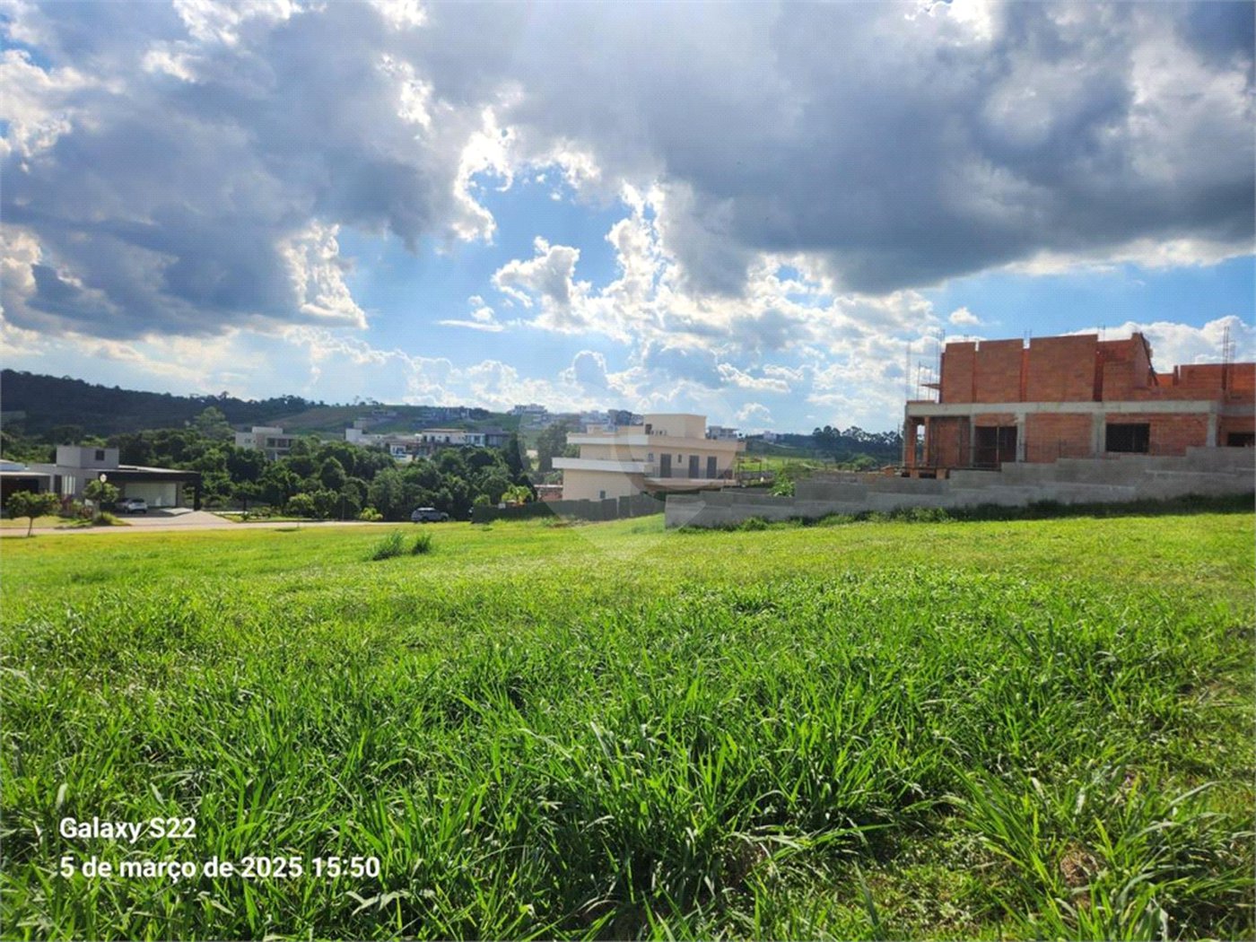 Terreno à venda no condomínio Fazenda Serra Azul, Itupeva - SP