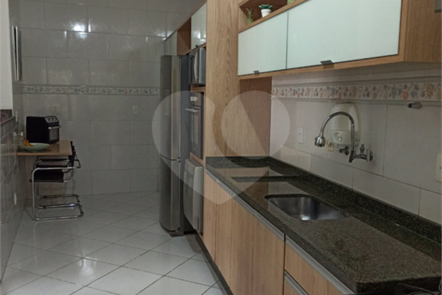 Sobrado à venda com 3 quartos, sendo 1 suíte, em Parada Inglesa, São Paulo, SP