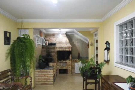 Casa à venda com 5 suítes em Jardim Londrina, São Paulo, SP