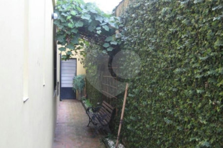 Casa à venda com 3 quartos, sendo 1 suíte, em Parque Imperial, São Paulo, SP