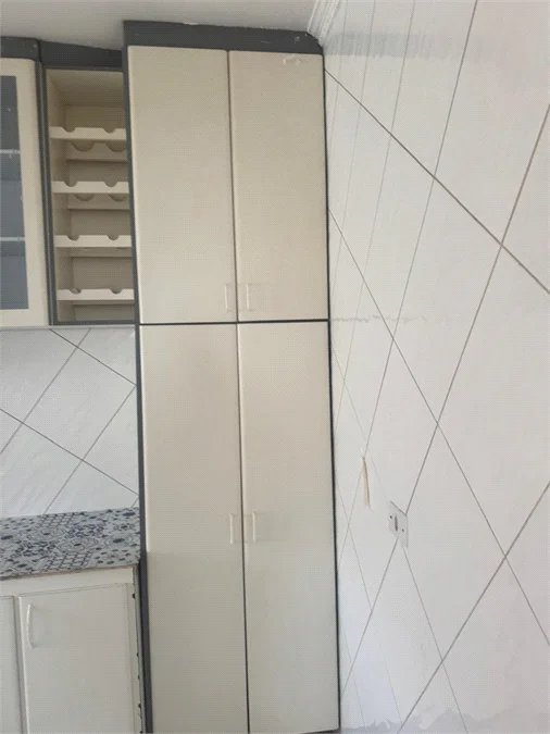 Sobrado à venda com 5 quartos em Bela Vista, Osasco, SP