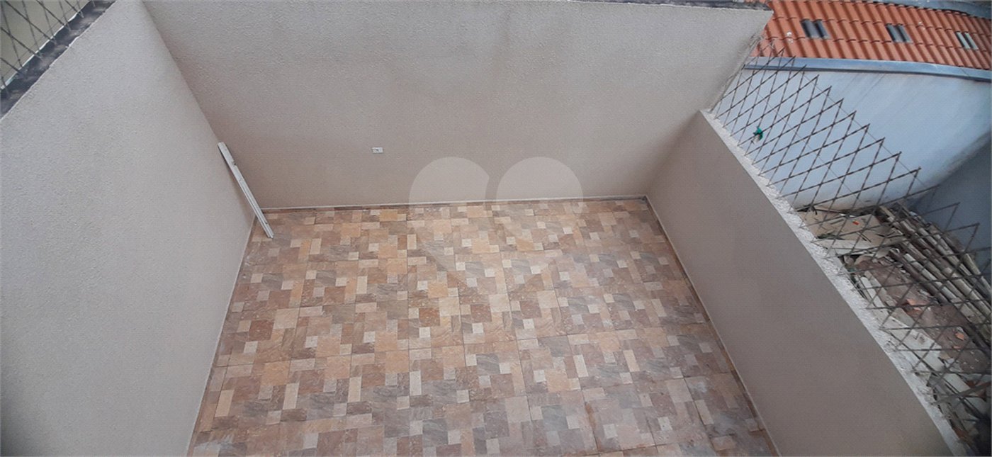 Sobrado à venda com 3 quartos, sendo 1 suíte, em Laranjeiras, Caieiras, SP