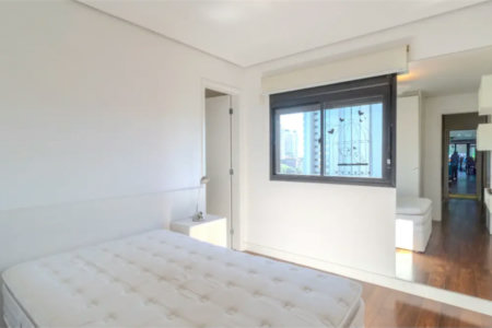 Apartamento à venda com 4 quartos, sendo 3 suítes, em Cidade Monções, São Paulo, SP