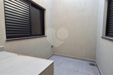 Casa à venda com 3 quartos, sendo 1 suíte, no condomínio Horto Florestal 1, Sorocaba - SP