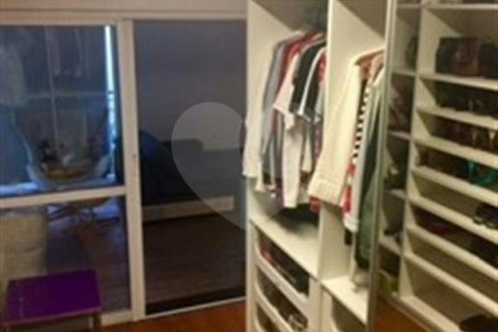 Apartamento à venda com 3 suítes em Campo Belo, São Paulo, SP