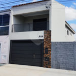 Casa à venda com 3 quartos, sendo 1 suíte, em Vila Carolina, Itapetininga, SP
