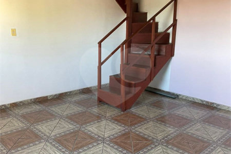 Casa à venda com 4 quartos em Jardim Cruz Alta, Várzea Paulista, SP