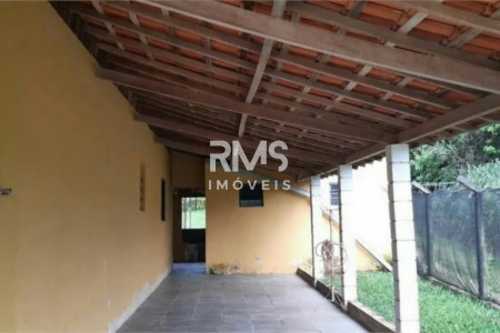 Chácara à venda com 3 quartos, sendo 1 suíte,  em Cristal, Mairinque, SP