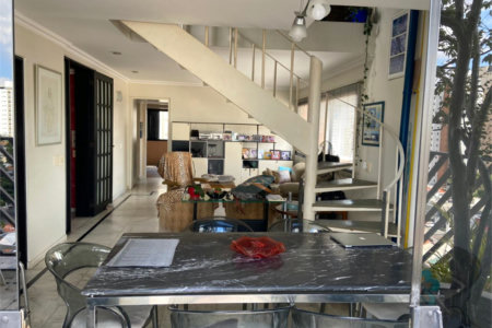 Apartamento à venda com 4 quartos, sendo 1 suíte, em Campo Belo, São Paulo, SP