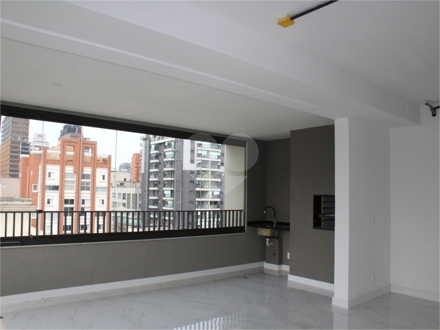 Apartamento à venda com 3 suítes em Pinheiros, São Paulo, SP