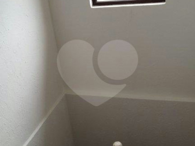 Sobrado à venda com 4 quartos, sendo 1 suíte,  em Vila Nova Cachoeirinha, São Paulo, SP