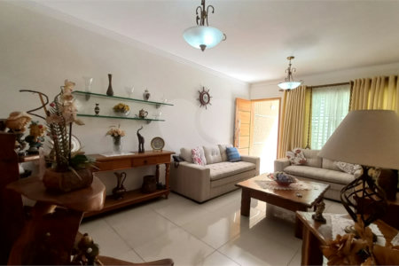 Sobrado à venda com 3 quartos, sendo 1 suíte, em Vila Medeiros, São Paulo, SP