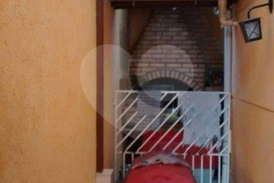 Sobrado à venda com 4 suítes em Parque Renato Maia, Guarulhos, SP