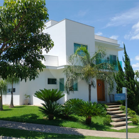 Casa à venda com 3 suítes no condomínio Residencial Central Parque, Salto - SP