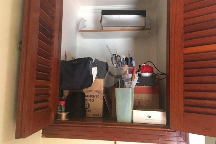 Casa à venda com 3 quartos, sendo 1 suíte, no condomínio Morada de Itapuã, São Paulo - SP