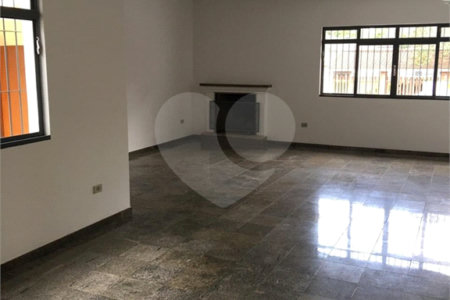 Casa à venda com 4 quartos, sendo 1 suíte, em Loteamento Loanda, Atibaia, SP