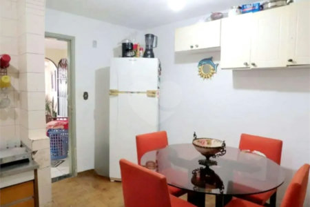 Sobrado à venda com 3 quartos, sendo 1 suíte, em Jabaquara, São Paulo, SP