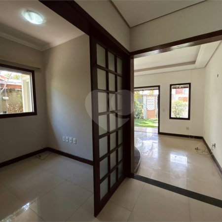 Casa à venda com 1 quarto, sendo 3 suítes,  em Outerio da Glória, Porto Seguro, BA