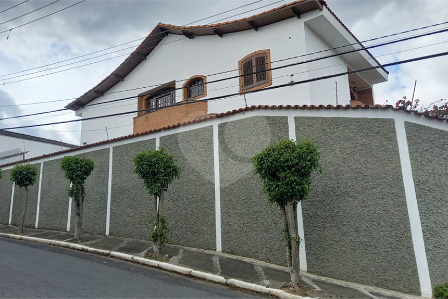 Sobrado à venda com 3 quartos, sendo 1 suíte, em Horto, São Paulo, SP