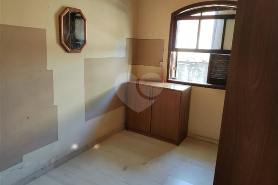 Sobrado à venda com 3 quartos, sendo 1 suíte, em Tremembé, São Paulo, SP