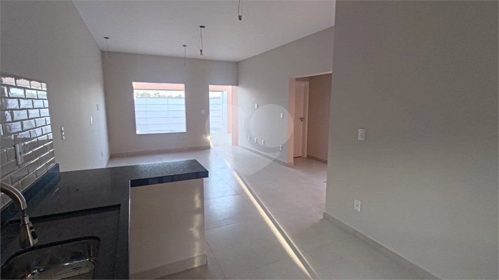 Casa à venda com 3 quartos, sendo 1 suíte, em Jardim dos Ipês, Salto, SP