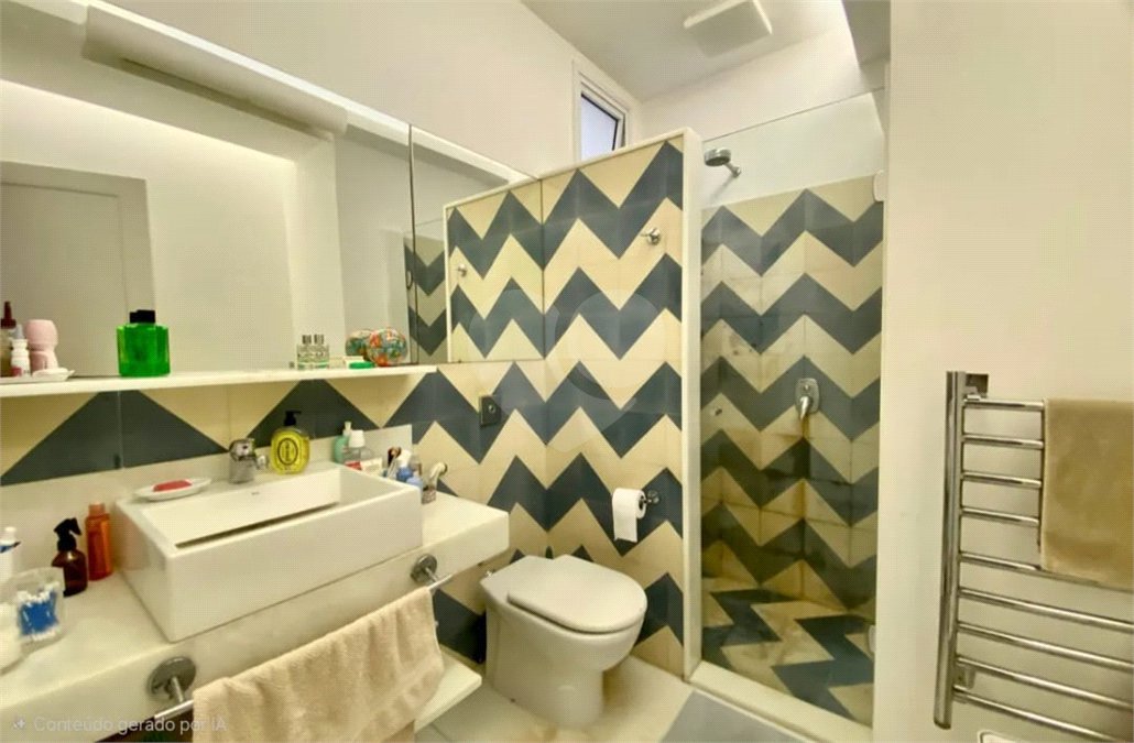 Apartamento à venda com 3 quartos, sendo 1 suíte, em Copacabana, Rio de Janeiro, RJ