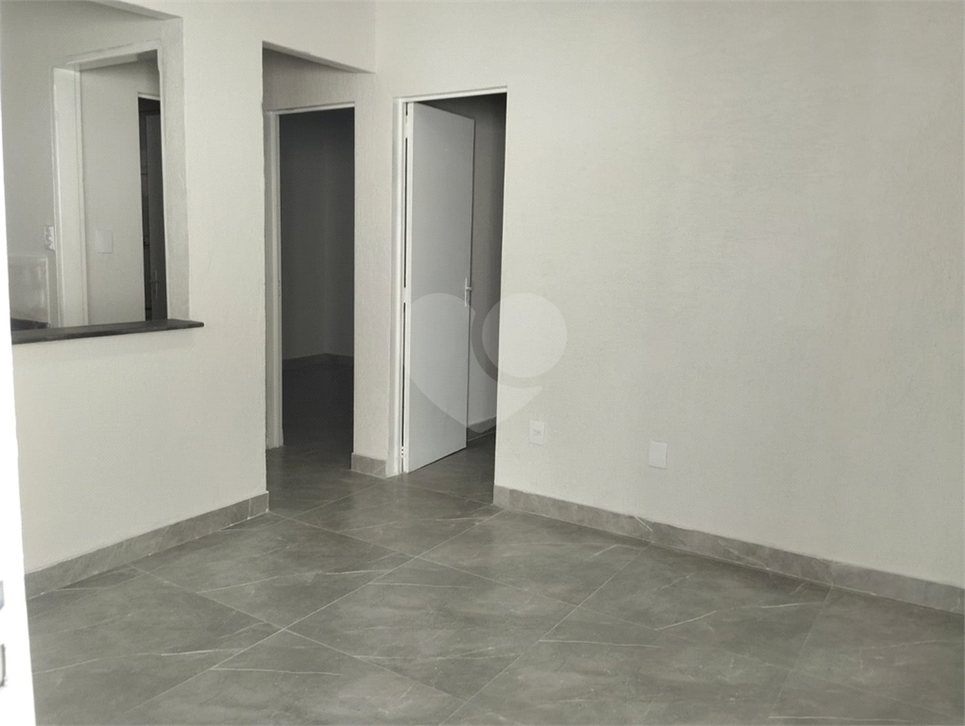 Casa à venda com 2 quartos em Jardim Roberto Selmi Dei, Araraquara, SP