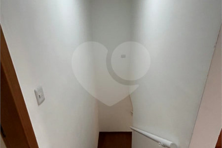 Casa de Vila para alugar com 4 suítes em Vila Romana, São Paulo, SP