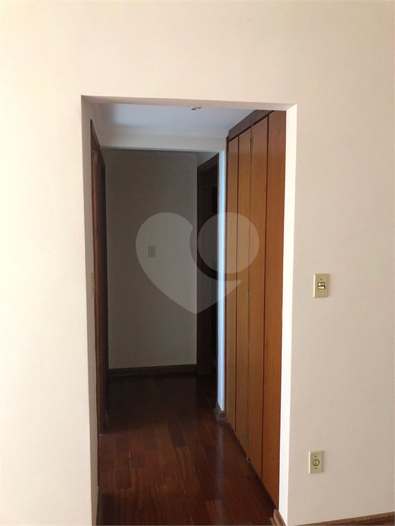 Apartamento à venda com 2 quartos, sendo 1 suíte, no Centro, Araraquara, SP