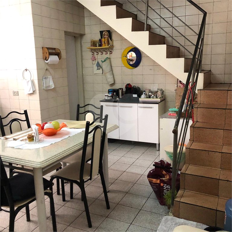 Sobrado à venda com 4 quartos em Água Branca, São Paulo, SP