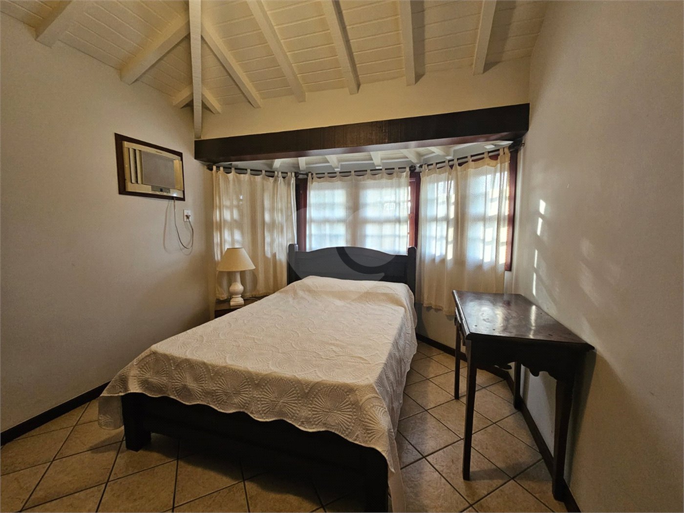 Casa à venda com 4 suítes em Praia Rasa, Armação dos Búzios, RJ