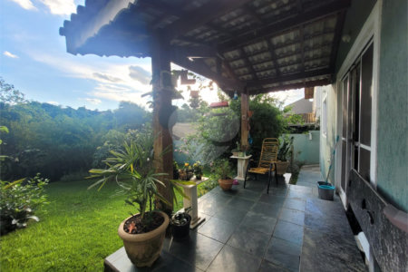Casa à venda com 3 quartos, sendo 1 suíte, em Itapetinga, Atibaia, SP