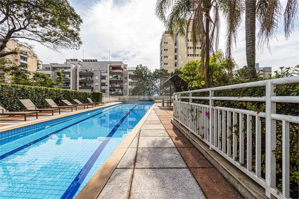 Apartamento à venda com 4 quartos, sendo 3 suítes,  em Real Parque, São Paulo, SP