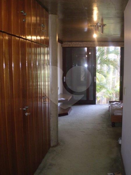 Sobrado à venda com 7 quartos, sendo 4 suítes, em Jardim Petrópolis, São Paulo, SP