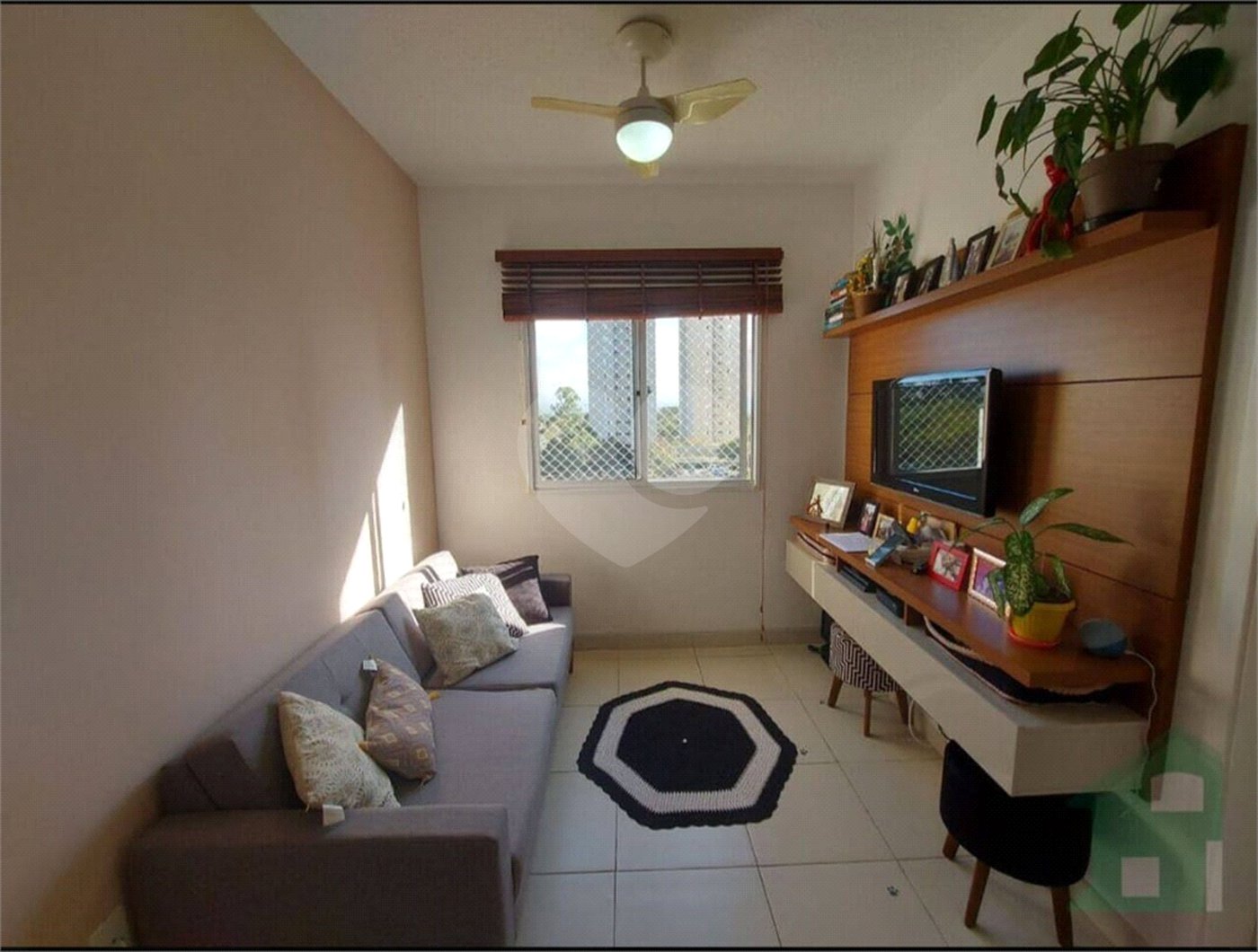 Apartamento à venda com 2 quartos em Jardim Ismênia, São José dos Campos, SP