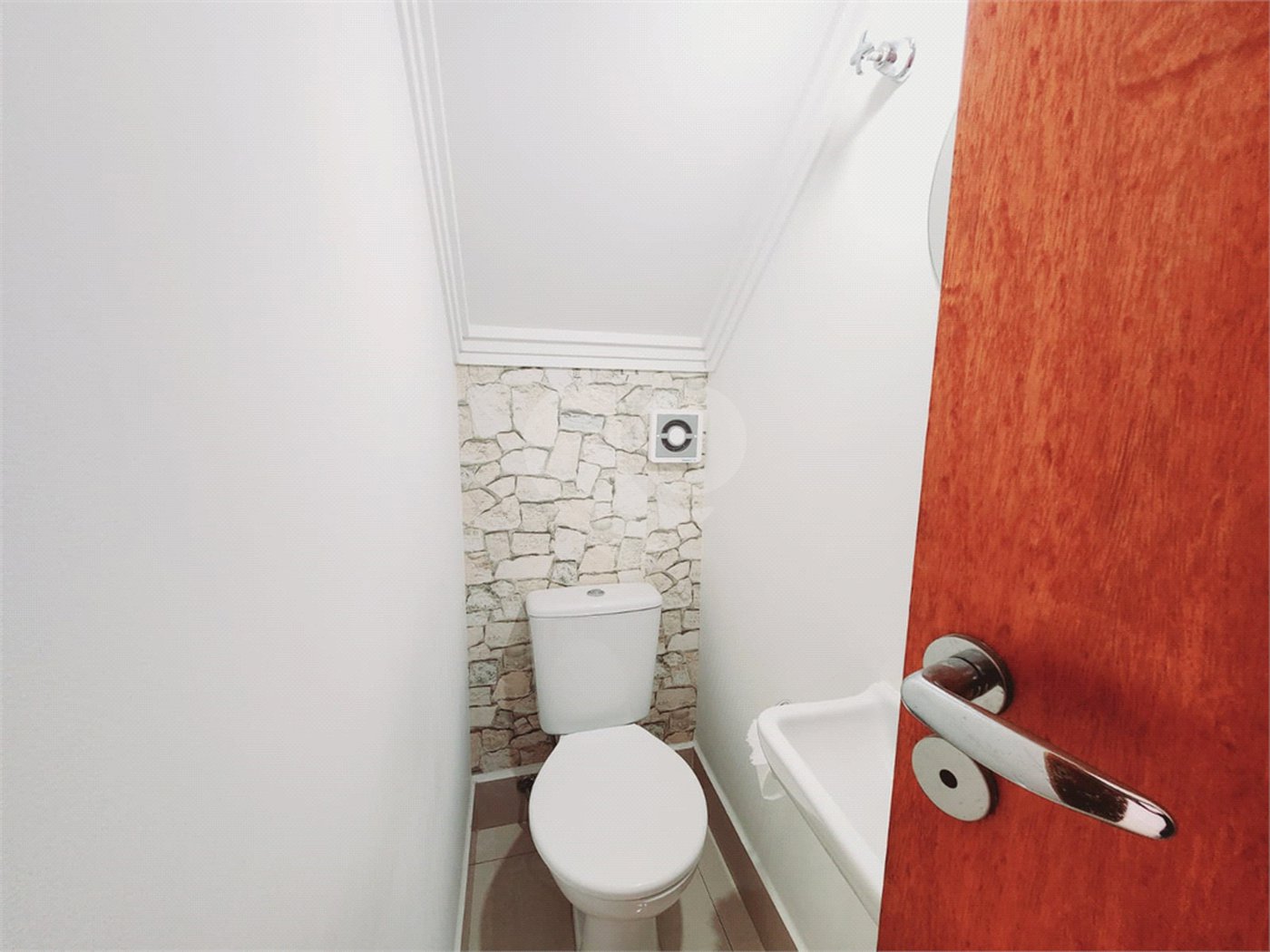 Casa à venda com 2 suítes no condomínio Residencial Vila Rosa, São Paulo - SP