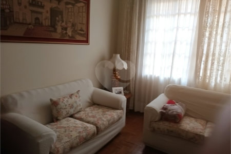Sobrado à venda com 3 quartos em Cambuci, São Paulo, SP