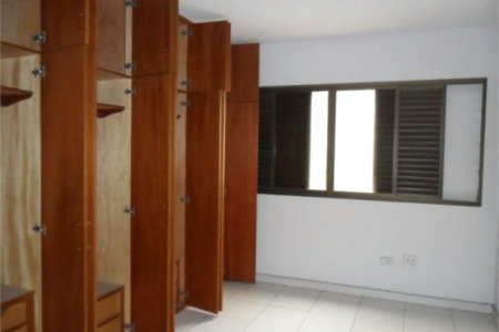 Apartamento à venda com 4 quartos, sendo 1 suíte,  em Vila Andrade, São Paulo, SP