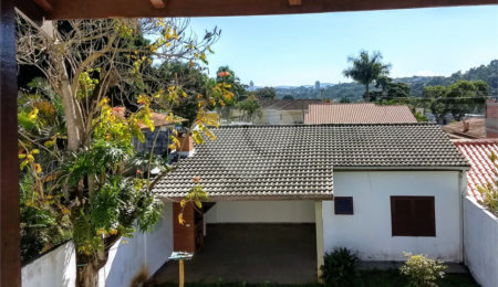 Sobrado à venda com 5 quartos, sendo 1 suíte,  em Vila Esperia Ou Giglio, Atibaia, SP
