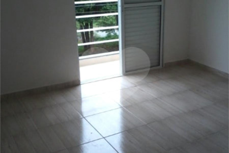 Sobrado à venda com 2 suítes em Vila Tiradentes, São Paulo, SP