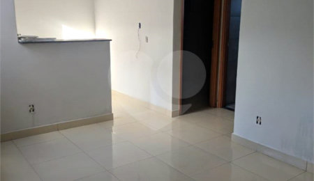 Apartamento à venda com 2 quartos em Coophema, Cuiabá, MT