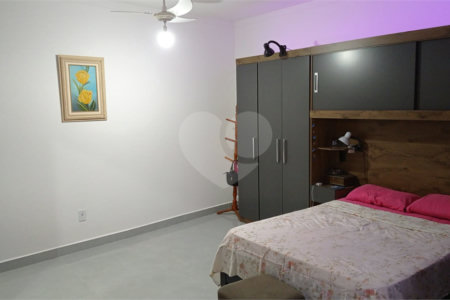 Casa à venda com 2 quartos, sendo 1 suíte, em Vila Haro, Sorocaba, SP