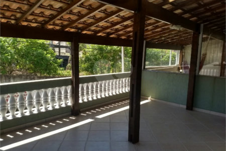 Casa à venda com 3 quartos, sendo 1 suíte, em Vila Galvão, Guarulhos, SP