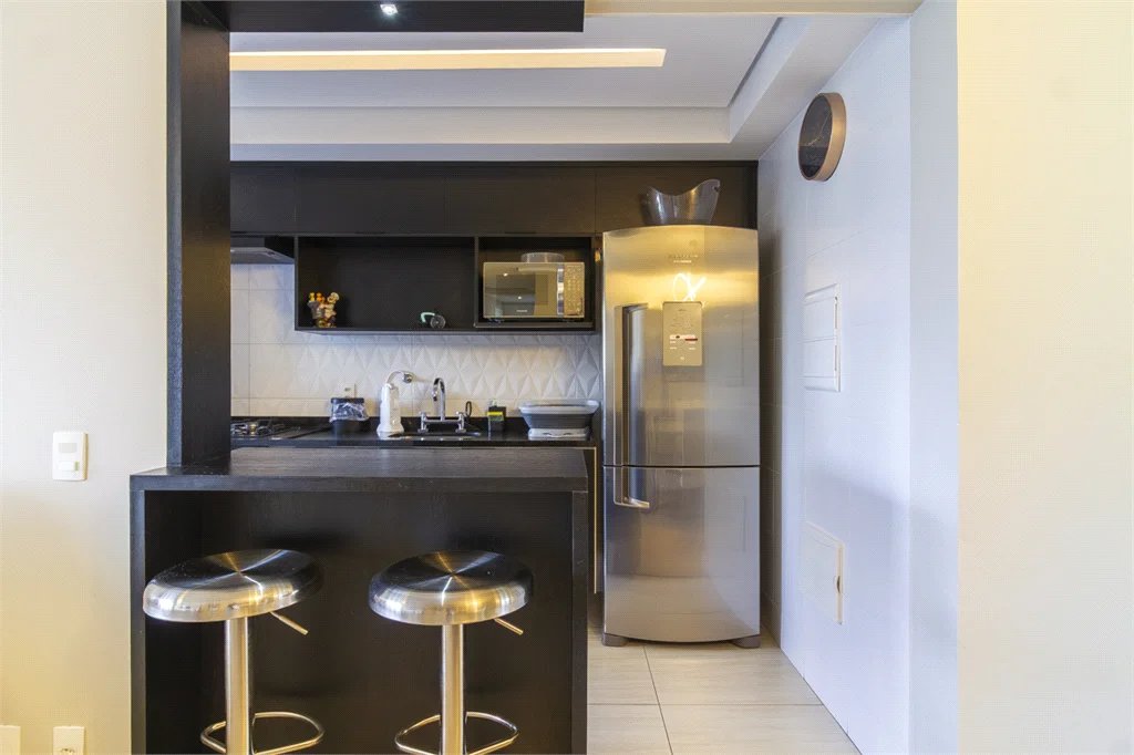 Apartamento à venda com 3 quartos, sendo 1 suíte, em Jardim Vazani, São Paulo, SP