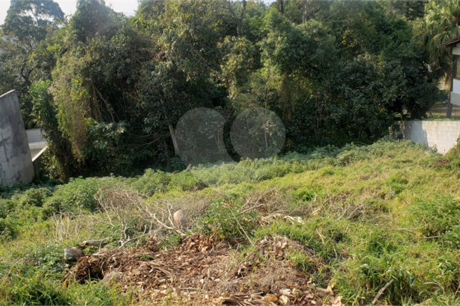 Terreno à venda no condomínio Alpes da Cantareira, Mairiporã - SP