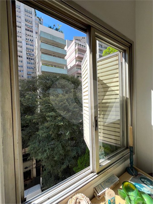 Apartamento à venda com 3 quartos, sendo 2 suítes,  em Jardim Paulista, São Paulo, SP